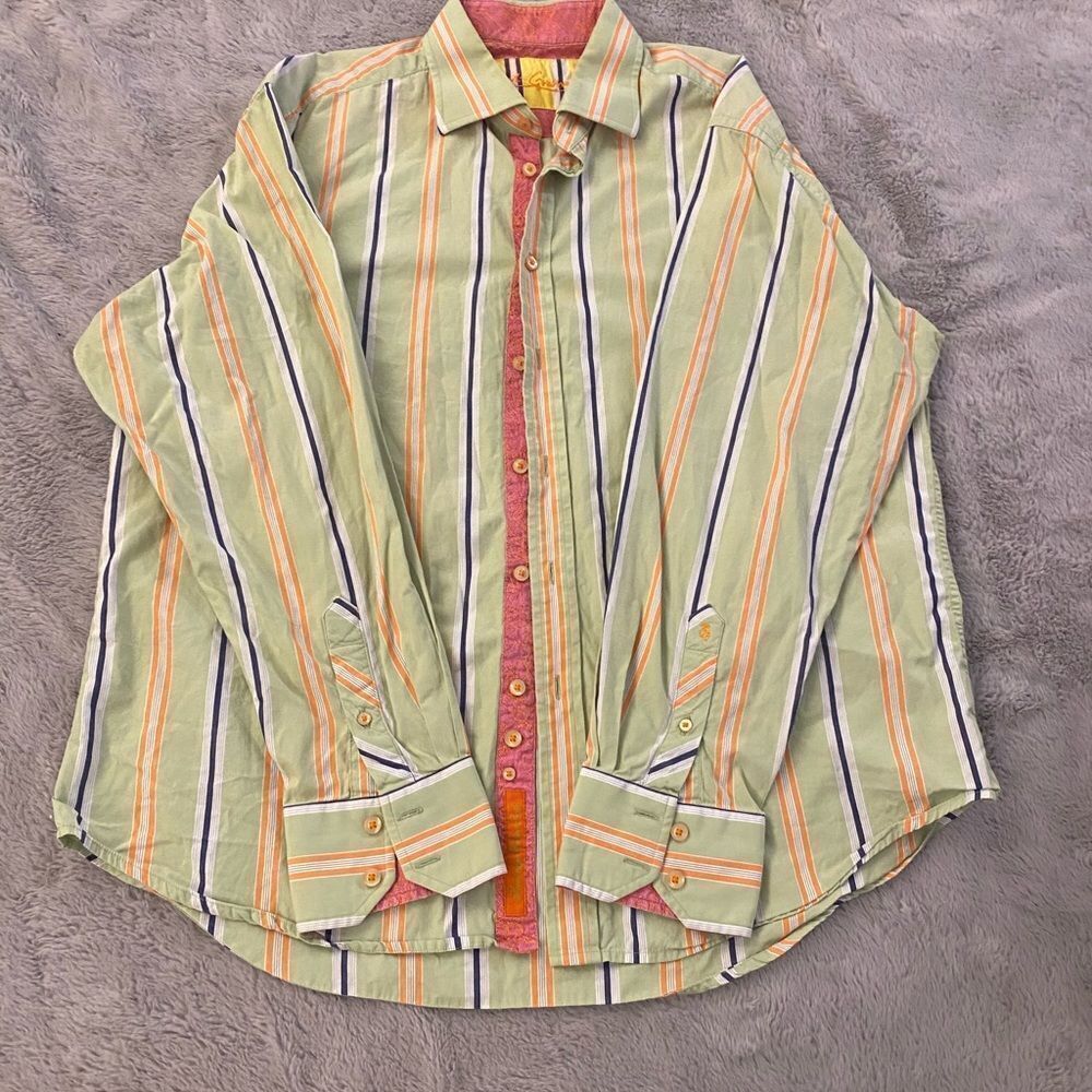Robert Graham man’s shirt, 2 XL